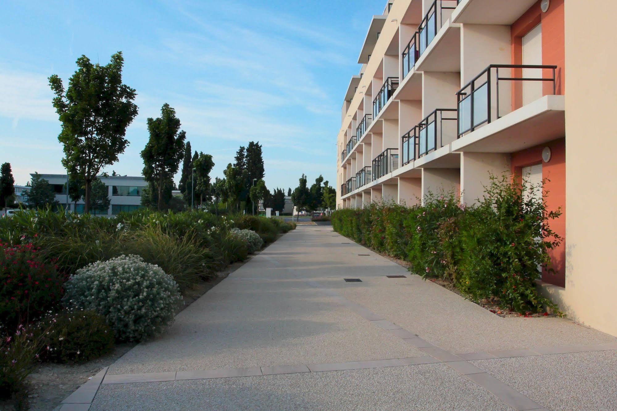 Kosy Appart'Hotels - Campus Del Sol Esplanade Avignon Exterior photo