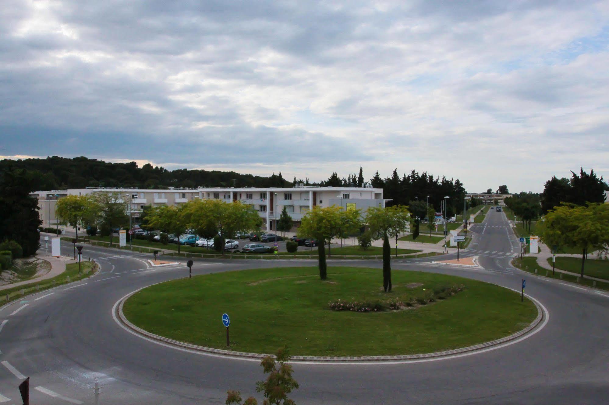 Kosy Appart'Hotels - Campus Del Sol Esplanade Avignon Exterior photo