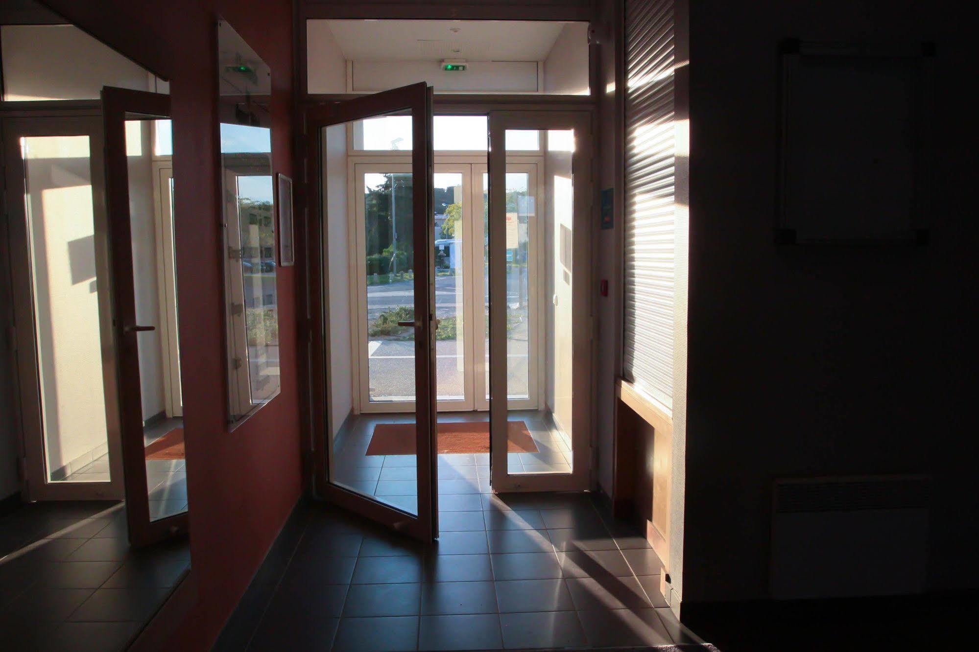 Kosy Appart'Hotels - Campus Del Sol Esplanade Avignon Exterior photo